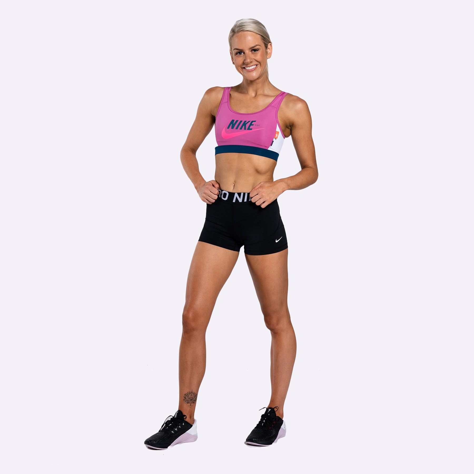 Nike Women's Pro Victory Compression Sports Bra Court Purple/Bleached  Turquoise Sports Bra LG : : Clothing, Shoes & Accessories