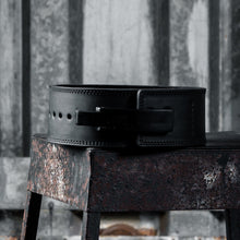 Load image into Gallery viewer, TWL - LEATHER LEVER BELT 2.0 - BLACK/BLACK
