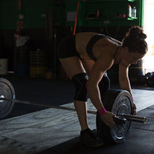 Load image into Gallery viewer, Rehband RX Knee Sleeves - 7mm - Black/White - PAIR
