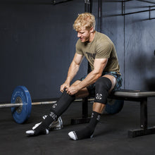 Load image into Gallery viewer, TWL - 7mm Knee Sleeves (Pair) - SQUAT
